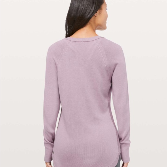 Lululemon Hello Aloe Pullover - EUC, no tags, size 4 - Picture 5 of 8